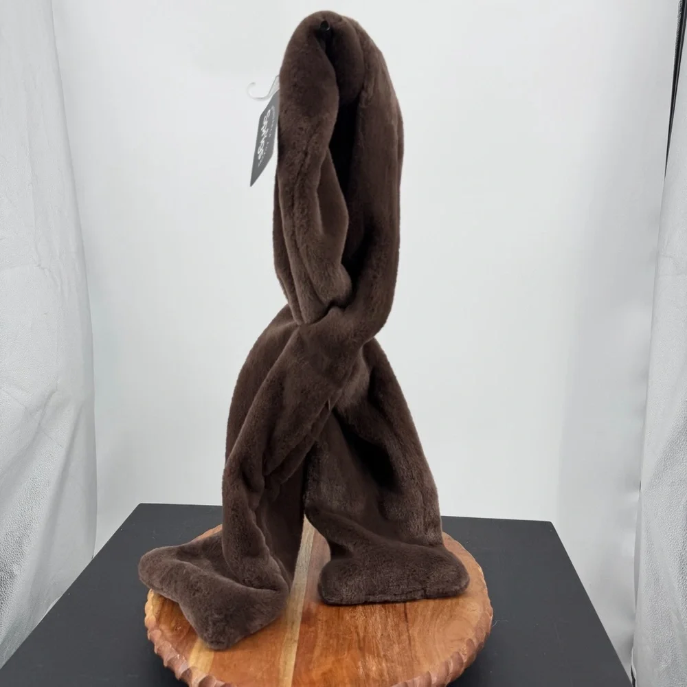 NEW Sprigs Faux‎ Fur Scarf w/ Zippered Pocket 2.0- brown